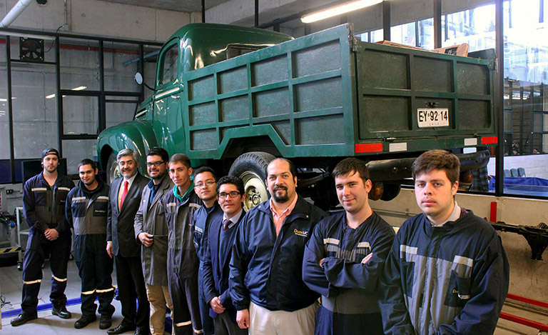 La camioneta verde escoltará al Papa Francisco el 16 de enero