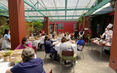 II Taller de Repostería DUOC-UC, sede Antonio Varas, para Adultos Mayores en el Santuario Padre Hurtado