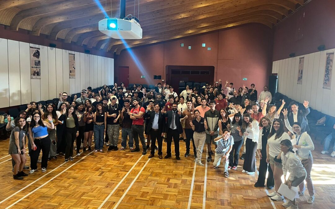 El Santuario Padre Hurtado recibió a más de 200 alumnos novatos de la generación 2024 de la Facultad de Derecho de la Universidad Finis Terrae.  