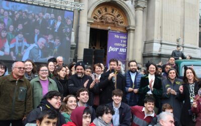 Inauguran Mes de la Solidaridad con amplia convocatoria en Plaza de Armas de Santiago