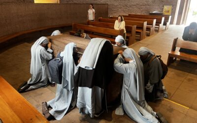 Congregación Colombiana “Hijas de la Sagrada Familia” visita Santuario: acompañan a religiosa que recibirá hábito en Chile