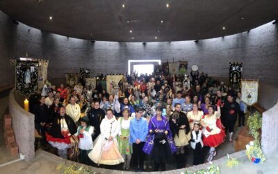 Peregrinación de bailes religiosos cerró el Mes de la Solidaridad en el Santuario Padre Hurtado