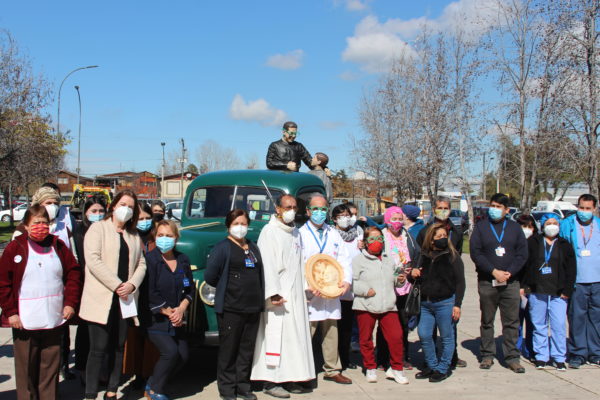 Padre Hurtado visitó Hospital que lleva su nombre