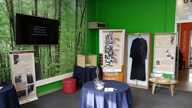 Se inaugura un nuevo museo itinerante del Padre Hurtado